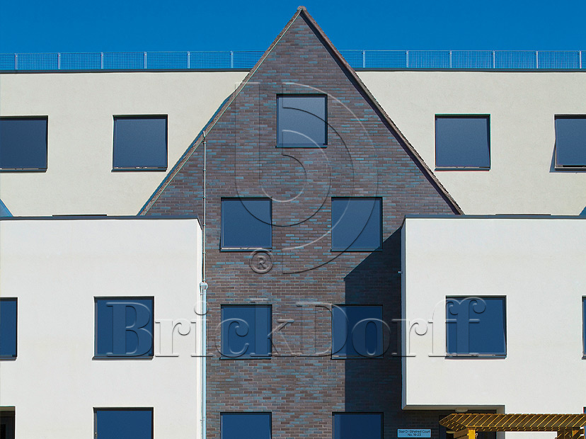 Клинкерная фасадная плитка облицовочная под кирпич Stroeher (Штроер) Keraprotect Chromatic 336 metallic black гладкая NF11, 240*71*11 мм