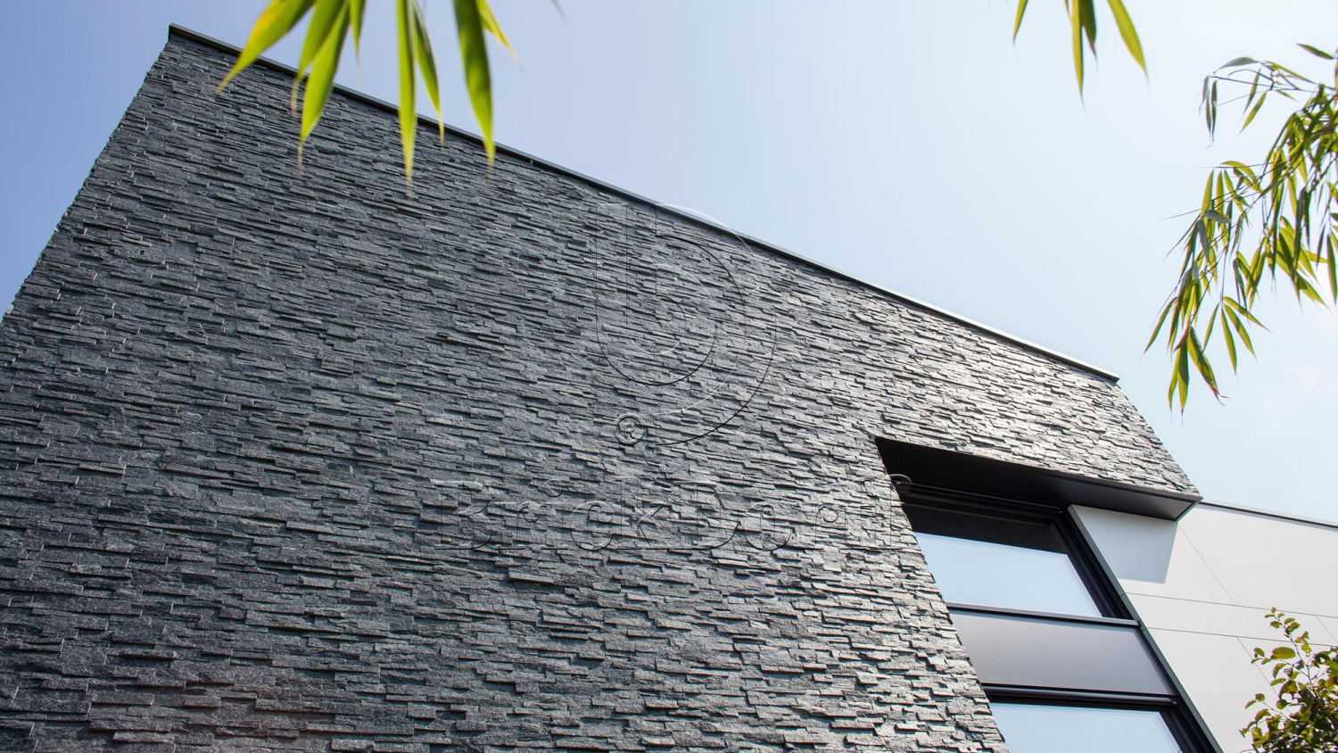 Кварцит Черный 1308H 600*150*10-20 мм, натуральный камень для интерьера и фасада BD