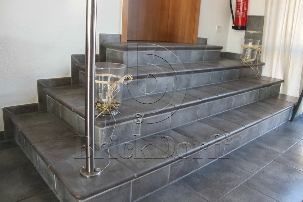 Клинкерная Плитка напольная противоскользящая EURAMIC CAVAR 543 fosco 294*294*8 мм