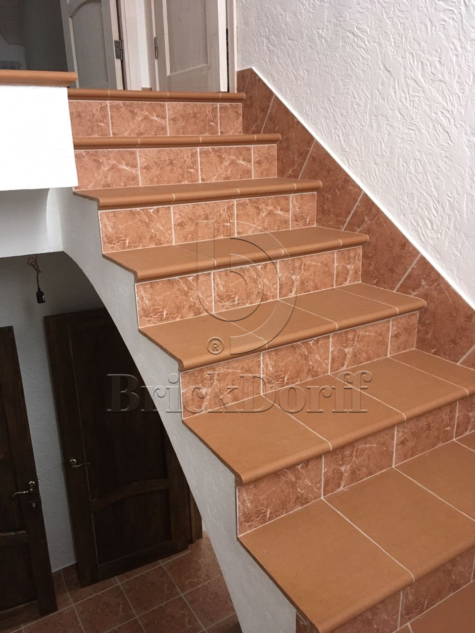 Клинкерная ступень Фронтальная противоскользящая плитка ЭкоКлинкер Natural Sand Песочный 330*250*40*14 мм