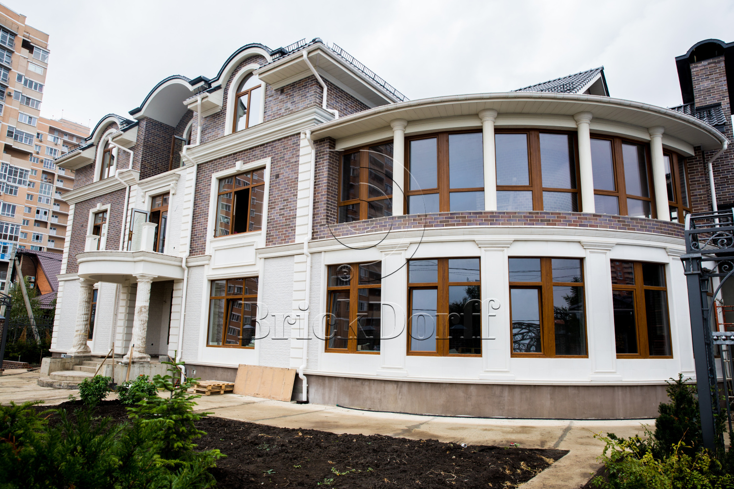 Клинкерная фасадная плитка облицовочная под камень Stroeher (Штроер) Kerabig KS 01 weis рельефная, 302*148*12 мм