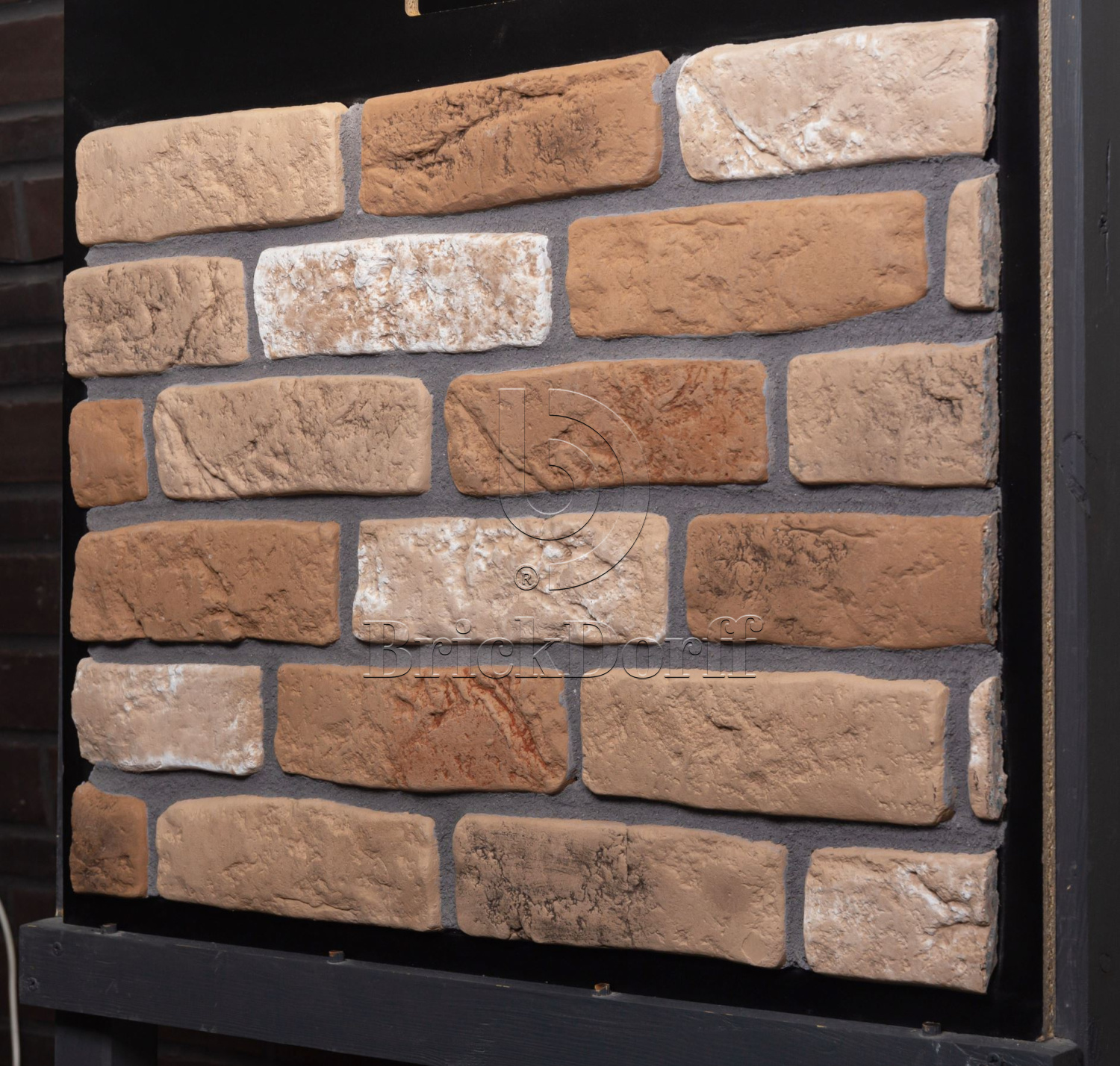 3 Версальский кирпич 210х67х14 мм, декоративный камень для фасада и интерьера Petra