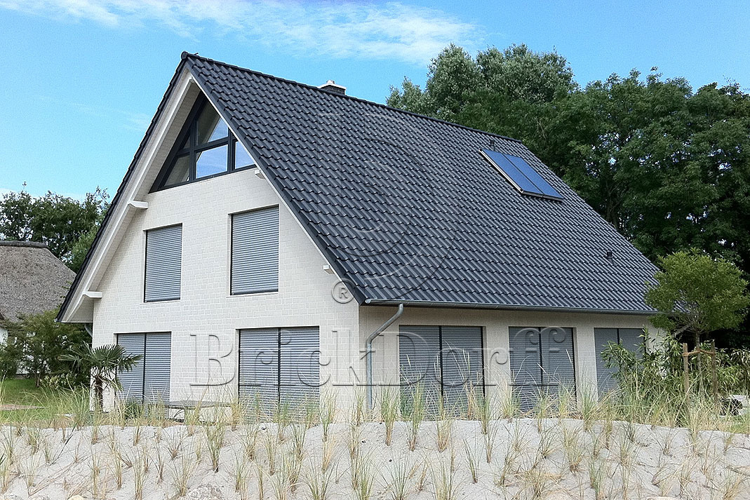 Керамическая черепица рядовая Roben FLANDERNplus антрацит ангоб