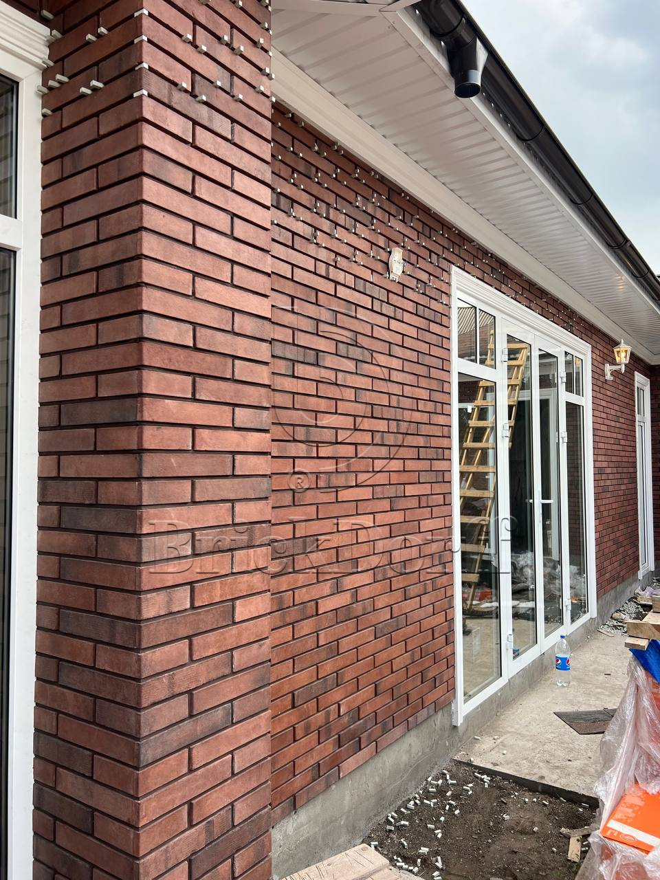 Фасадная ригельная плитка под клинкер Life Brick Римхен 350, 284*51*15 мм