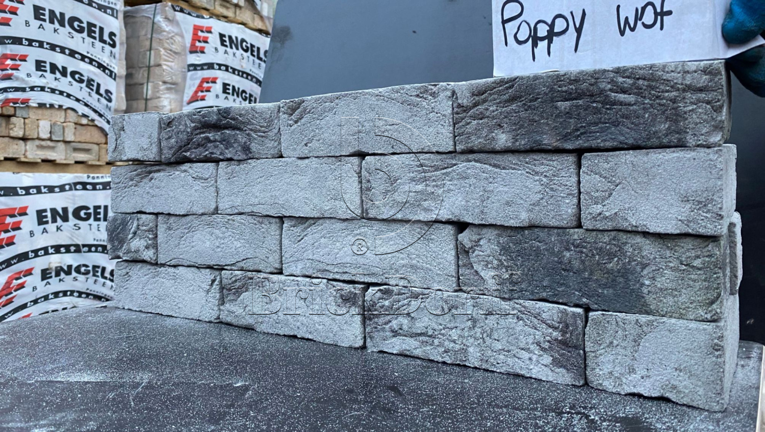 POPPY (ONEGA) DF 214х103х65 мм, Кирпич ручной формовки Engels baksteen