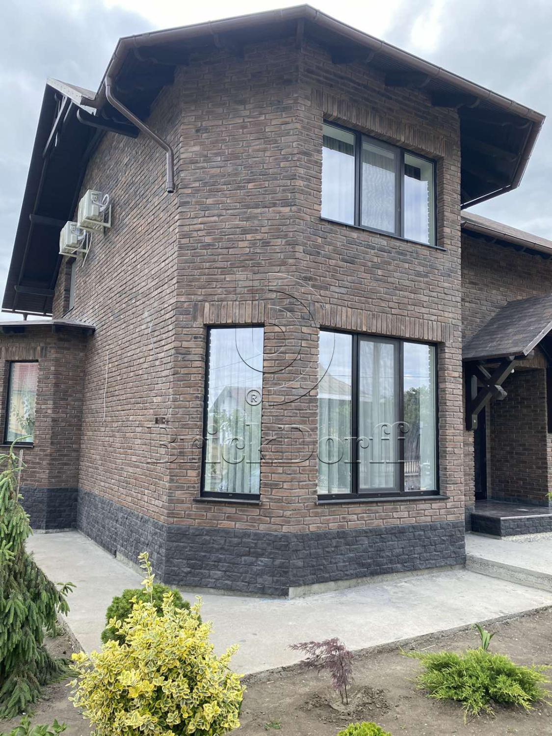 4.T Скандинавский кирпич 120-130*60-70*15 мм, декоративный камень для фасада и интерьера Petra