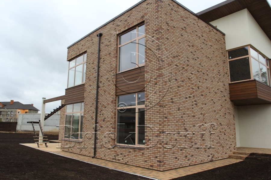 Клинкерная фасадная плитка облицовочная под кирпич Stroeher (Штроер) Zeitlos 357 backstein рельефная NF14, 240*71*14 мм