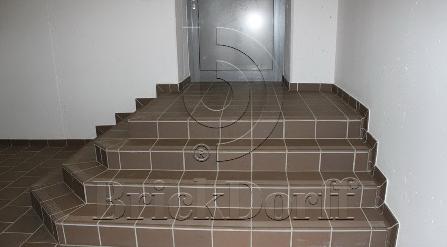 Клинкерная ступень Флорентинер противоскользящая плитка ABC Objekta Braun 345*240*14 мм