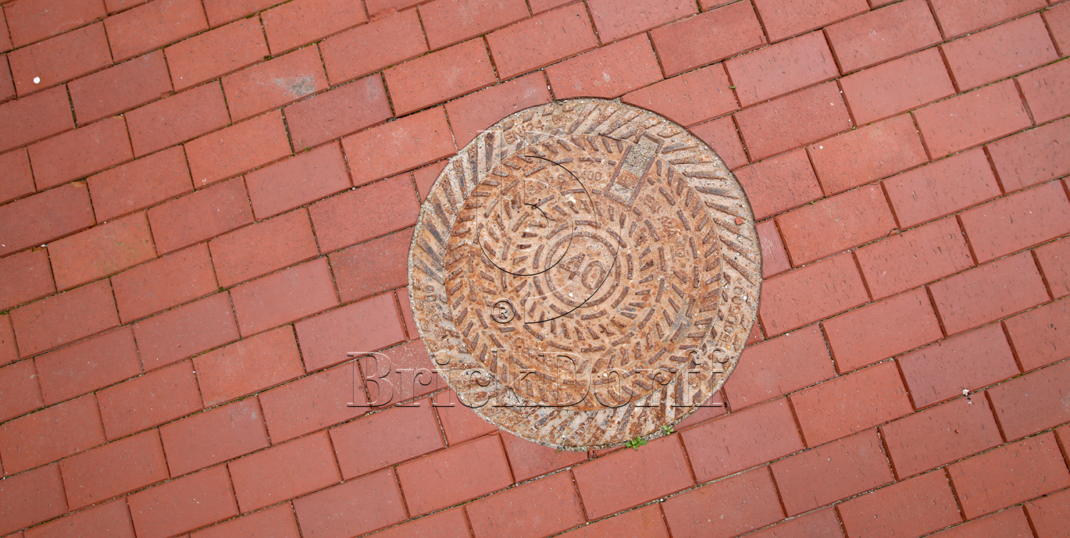 Клинкерная тротуарная плитка - брусчатка Lode JANKA Красная 200х100х52 мм