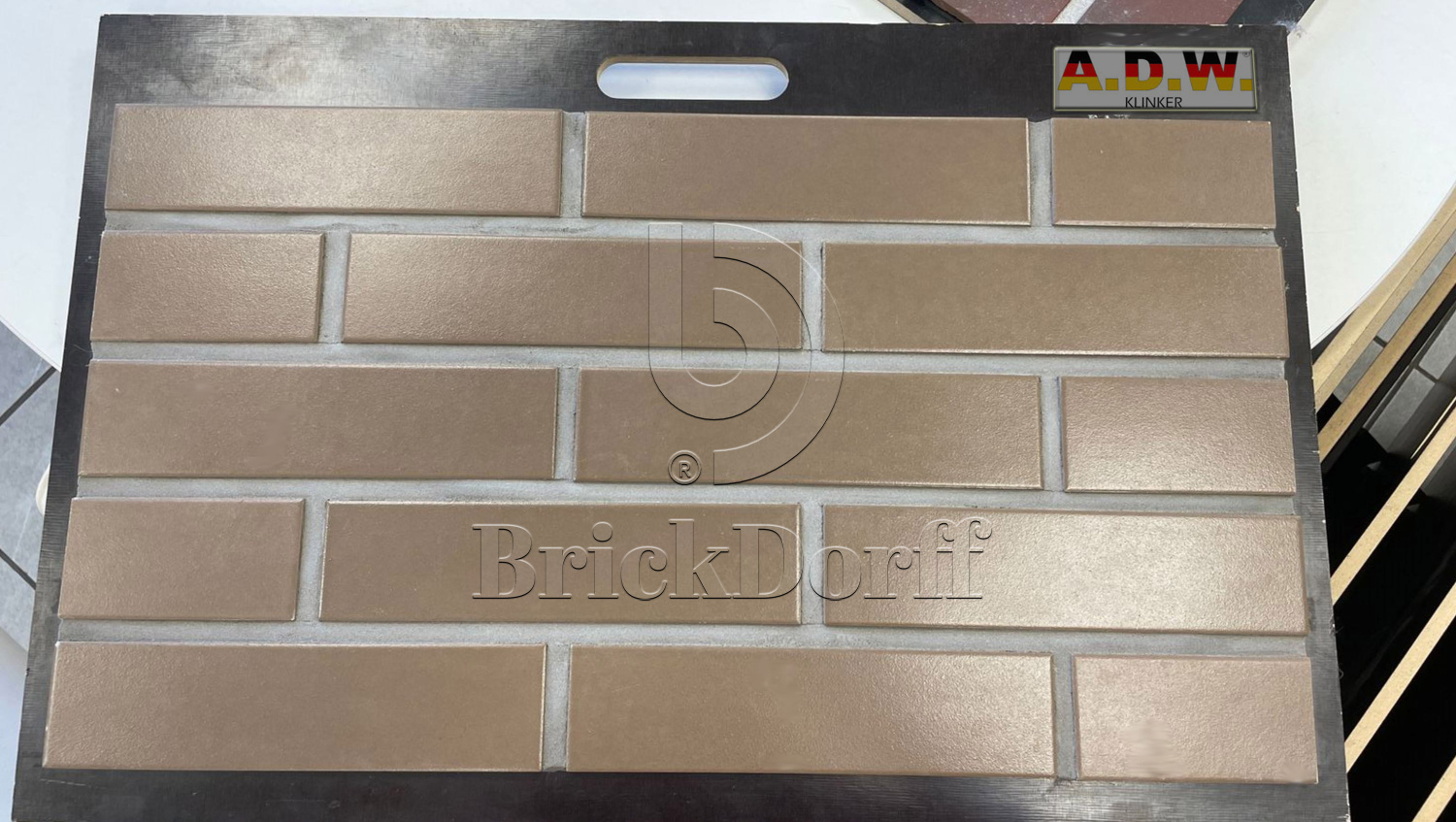 Клинкерная фасадная плитка облицовочная под кирпич коричневый беж 240*60*6 мм