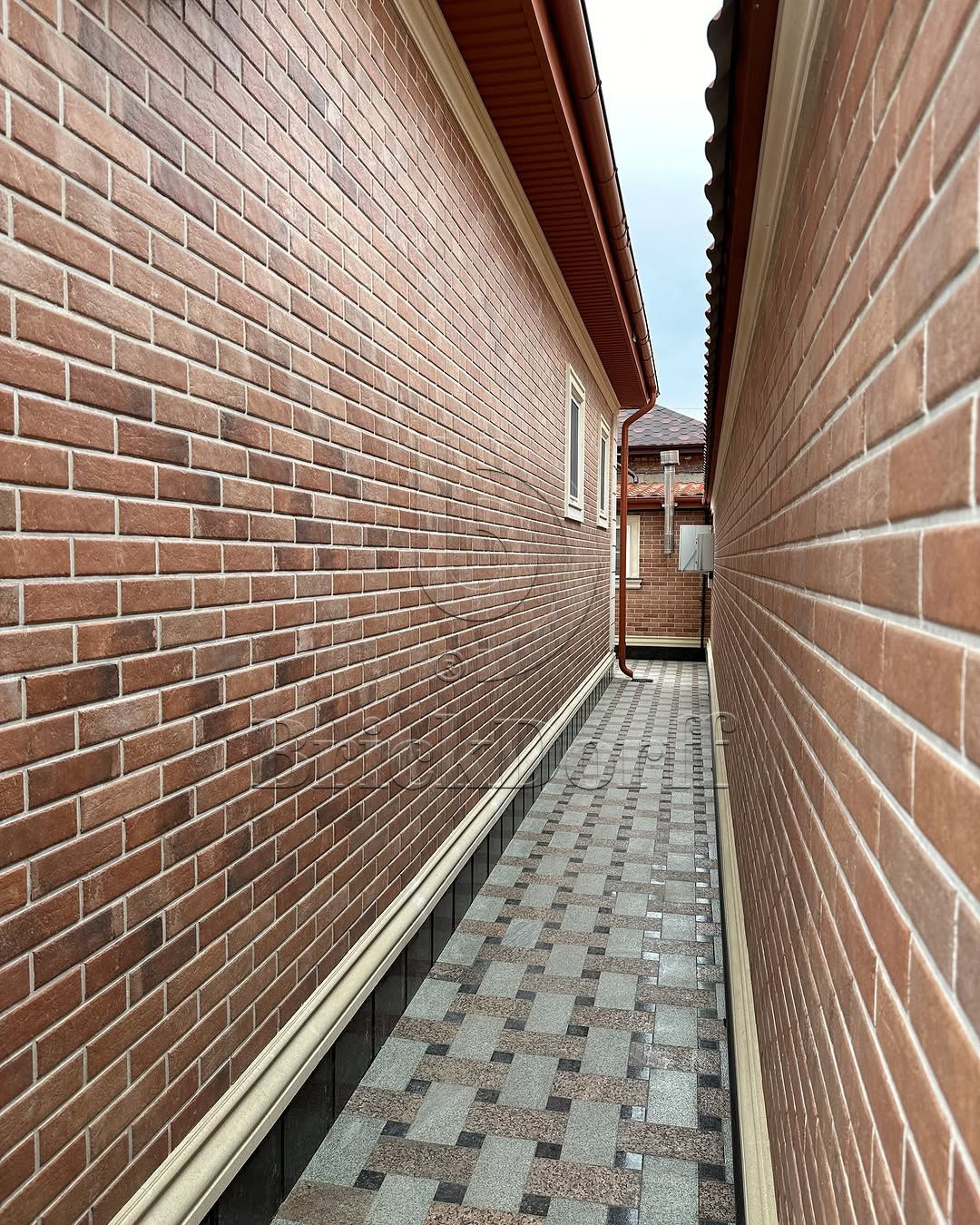 SCANDIANO ROSSO 245X66х7,4 мм Клинкерная фасадная плитка под кирпич облицовочная песочный терракот