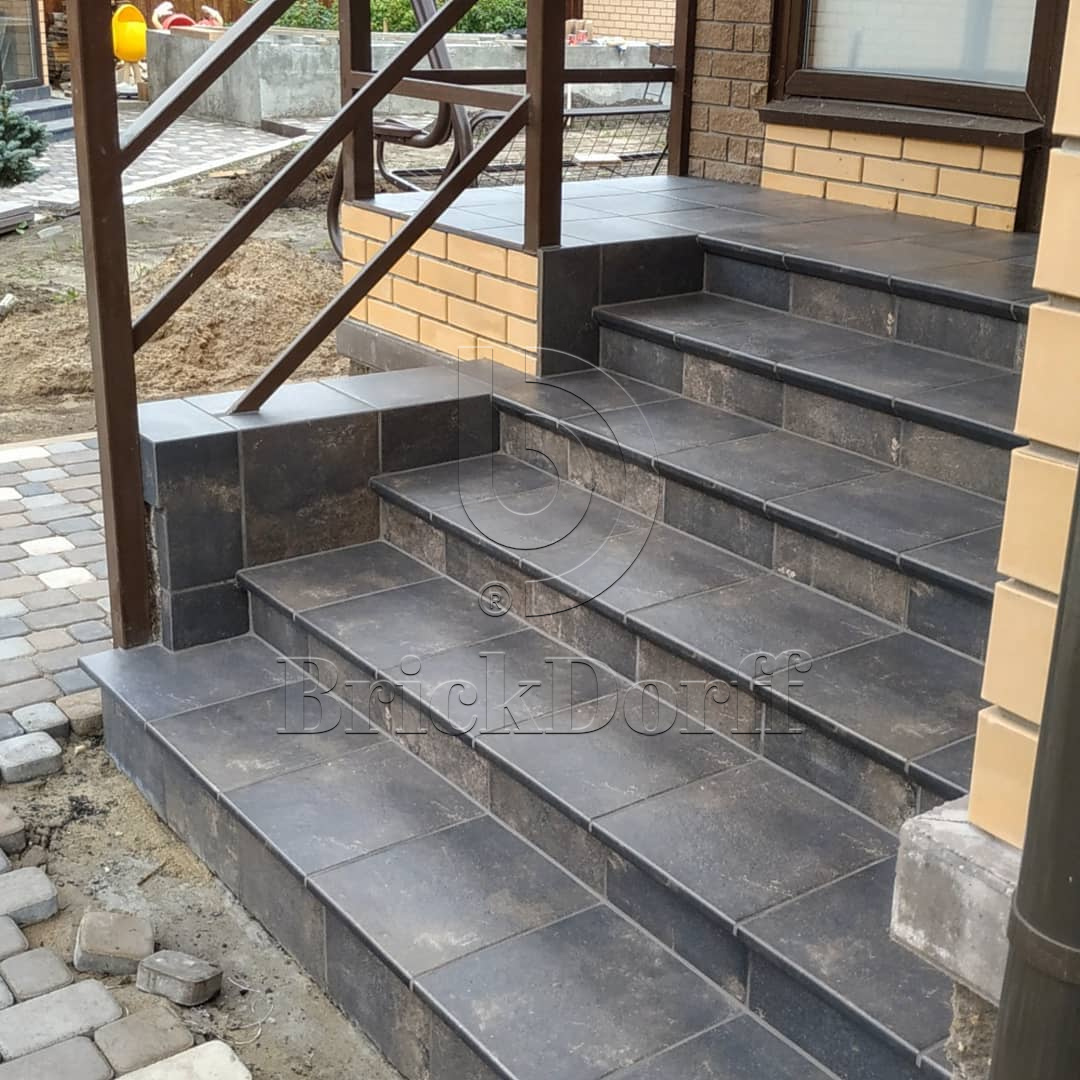 Scandiano Brown ступень угловая флорентинер противоскользящая с капиносом 330x330x11 мм