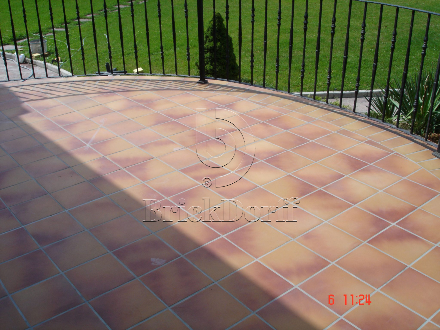 Плитка напольная противоскользящая Клинкерная Stroeher KERAPLATTE TERRA 307 wheat 240*240*12 мм