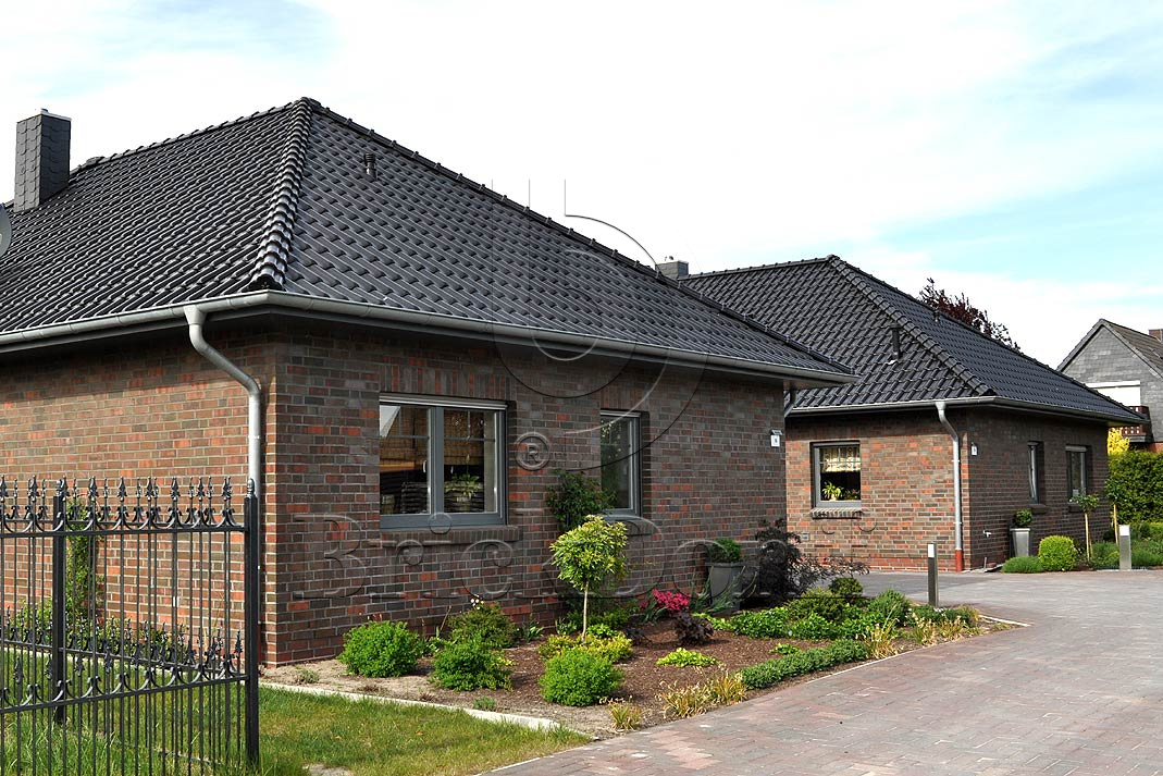 Керамическая черепица рядовая Roben FLANDERNplus черный матовая глазурь