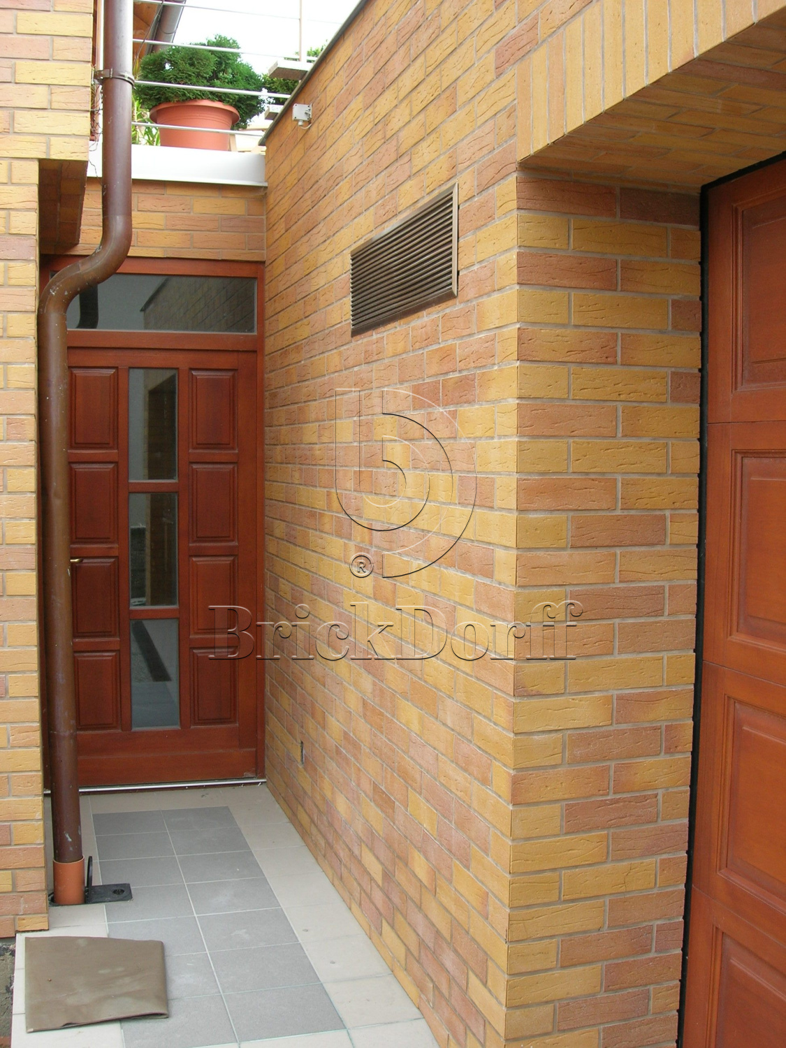 Клинкерная фасадная плитка облицовочная под кирпич Stroeher (Штроер) Keraprotect 405 amsterdam рельефная NF11, 240*71*11 мм