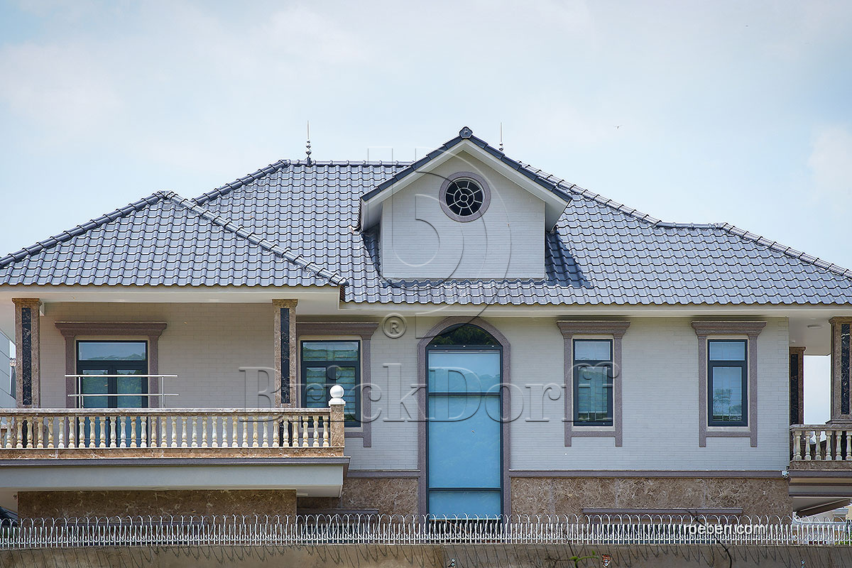 Керамическая черепица рядовая Roben FLANDERNplus антрацит ангоб