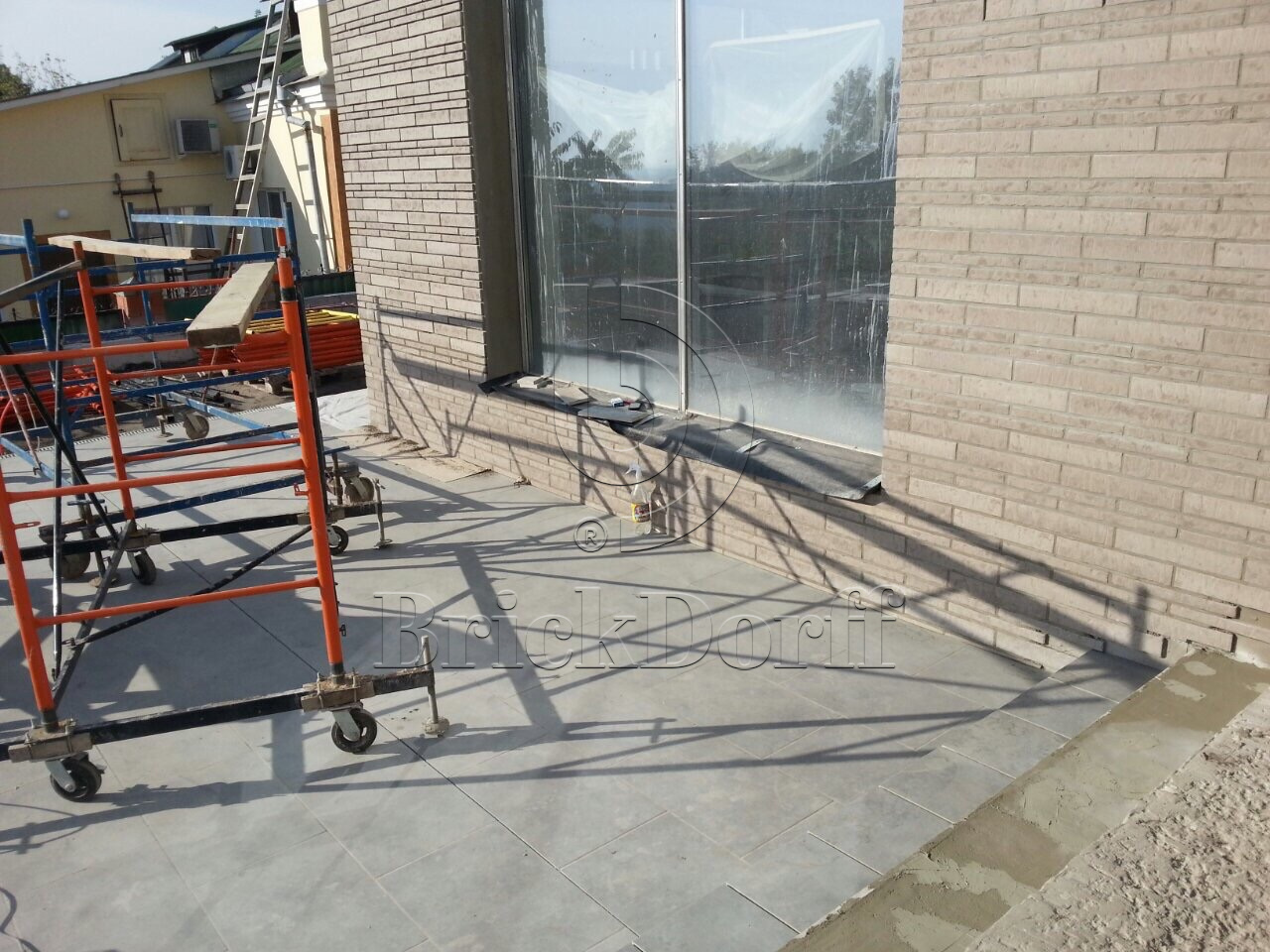 Клинкерная фасадная плитка облицовочная под кирпич Stroeher (Штроер) Zeitlos 237 austerrauch рельефная, 400*35*14 мм