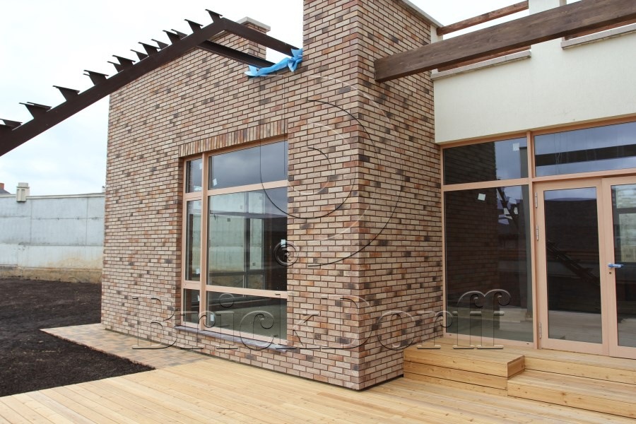 Клинкерная фасадная плитка облицовочная под кирпич Stroeher (Штроер) Zeitlos 357 backstein рельефная NF14, 240*71*14 мм