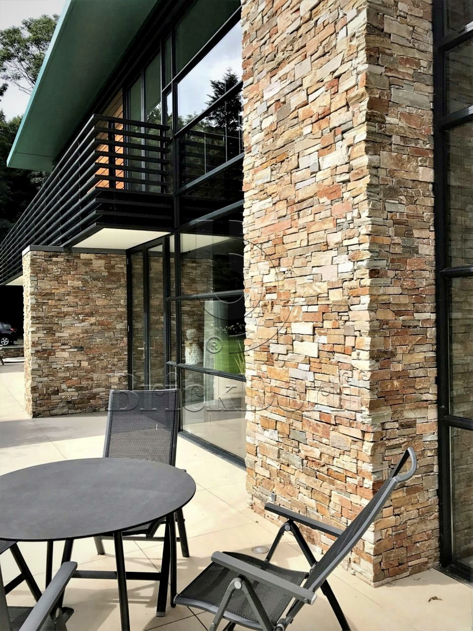 Камень грубый кварцит бежевый 550*200*20\40 мм, натуральный камень для фасада и интерьера BD