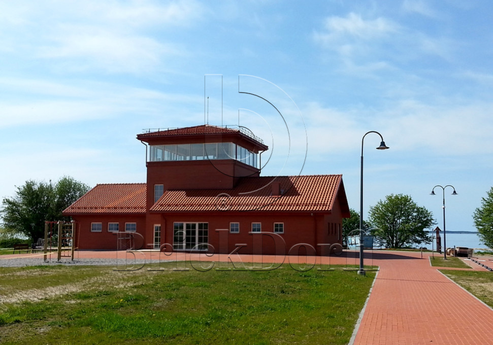 Керамическая черепица рядовая Roben Bornholm натуральный красный