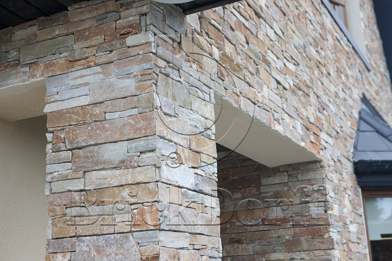 Камень грубый кварцит бежевый 550*200*20\40 мм, натуральный камень для фасада и интерьера BD