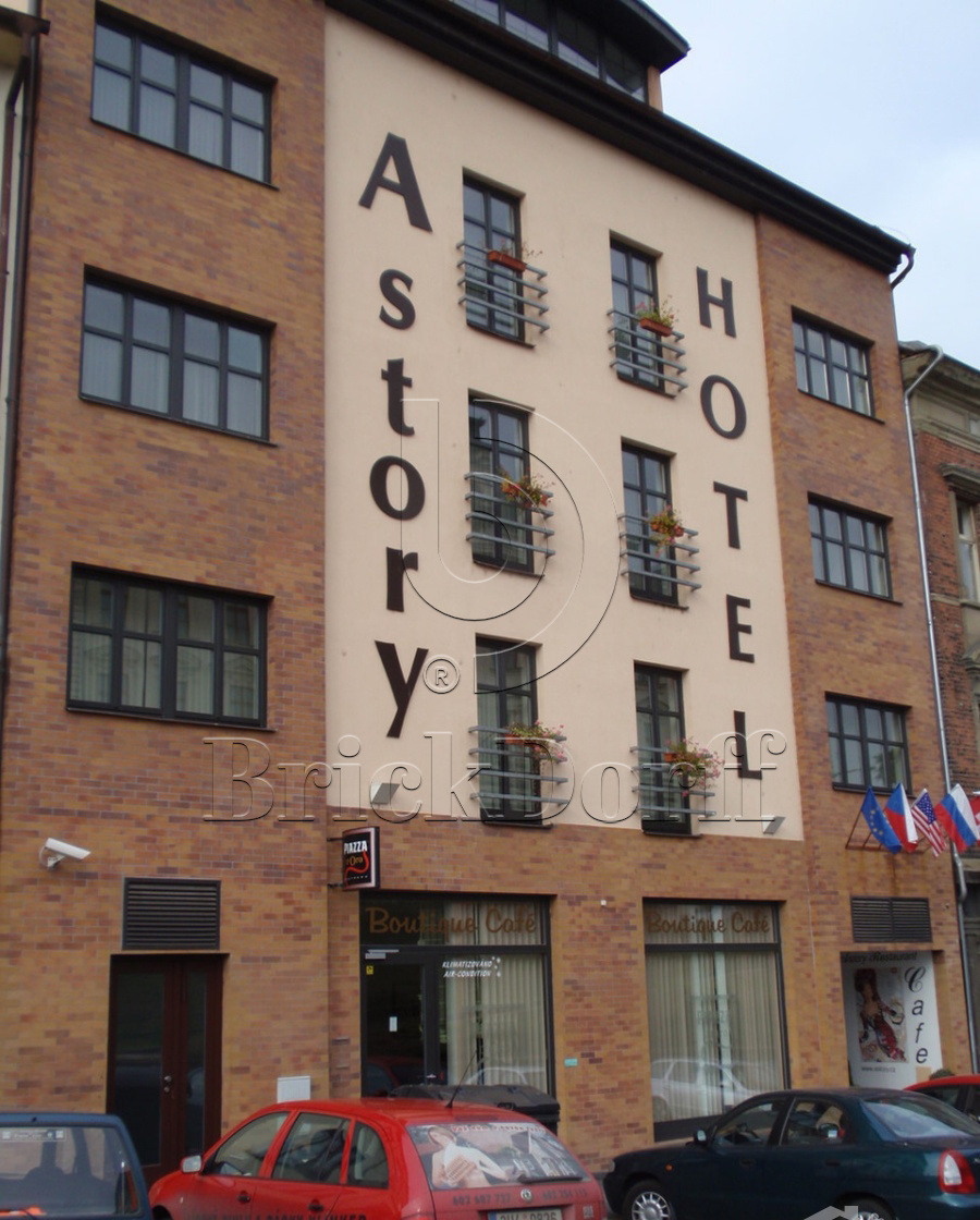 Клинкерная фасадная плитка облицовочная под кирпич Stroeher (Штроер) Keraprotect 405 amsterdam рельефная NF11, 240*71*11 мм