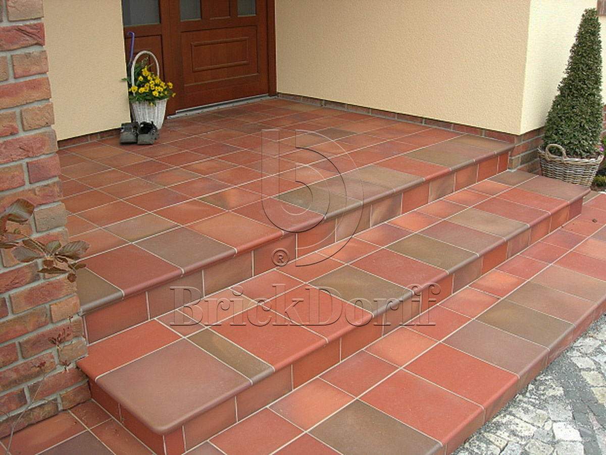 Клинкерная ступень флорентинер противоскользящая плитка Stroeher KERAPLATTE TERRA 316 patrician red flashed 340*240*12 мм