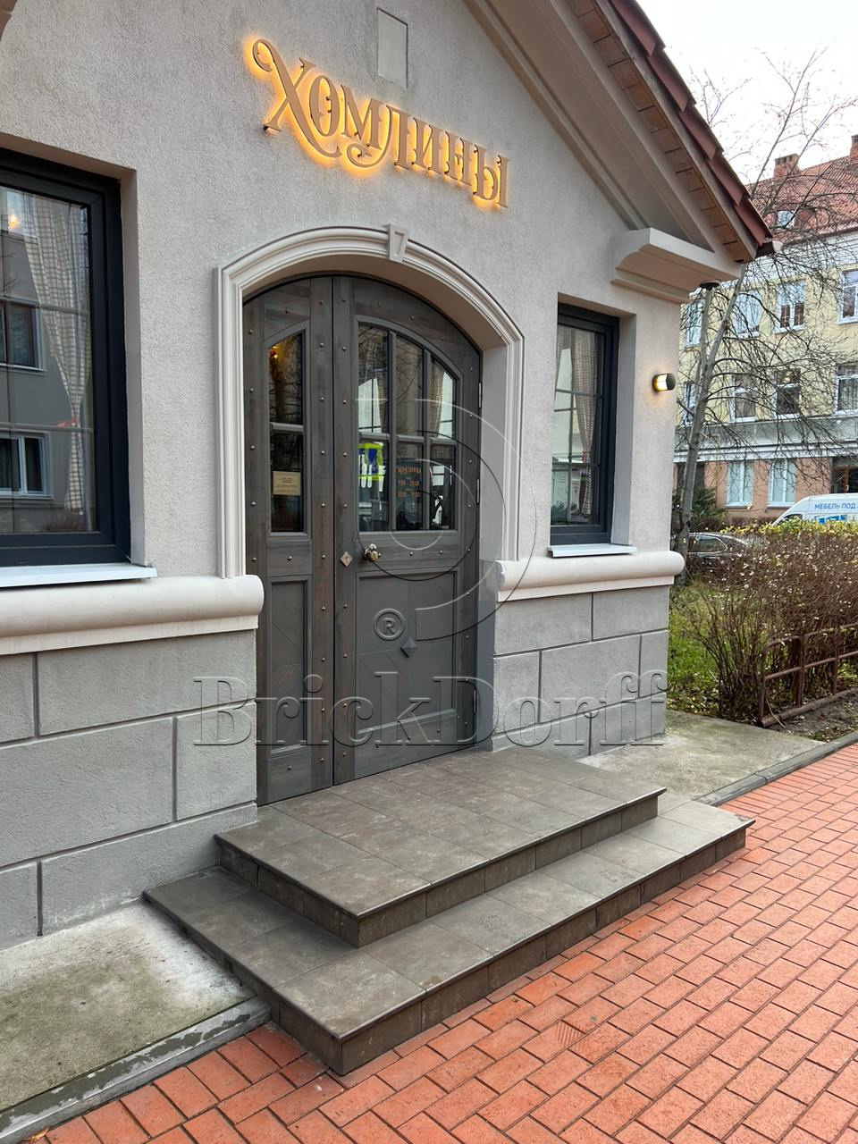 Ilario Braun ступень угловая флорентинер противоскользящая с капиносом 330x330x11 мм