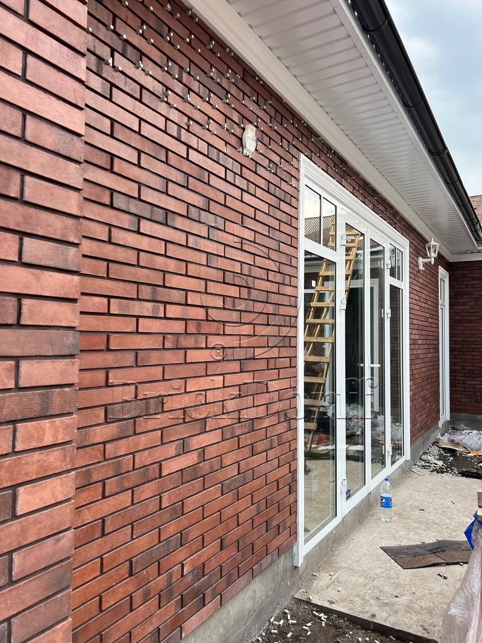 Фасадная ригельная плитка под клинкер Life Brick Римхен 350, 284*51*15 мм