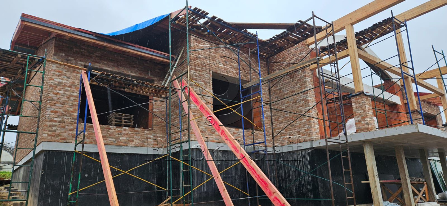 Галтованный итальянский кирпич ручной формовки Antic Line Virginia 215*50*65 мм S.Anselmo