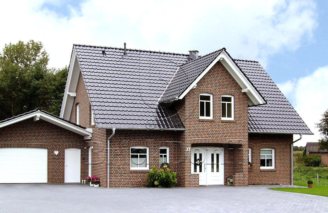 Керамическая черепица рядовая Roben FLANDERNplus черный матовая глазурь